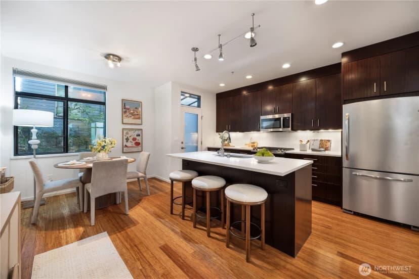 Property photo for 1808 11th Avenue #b, Seattle photo 6