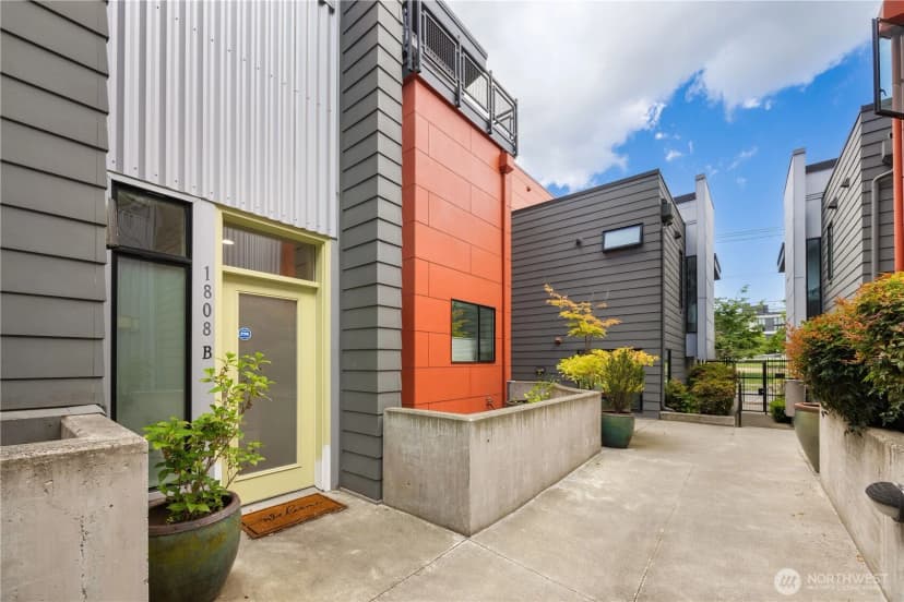 Property photo for 1808 11th Avenue #b, Seattle photo 25
