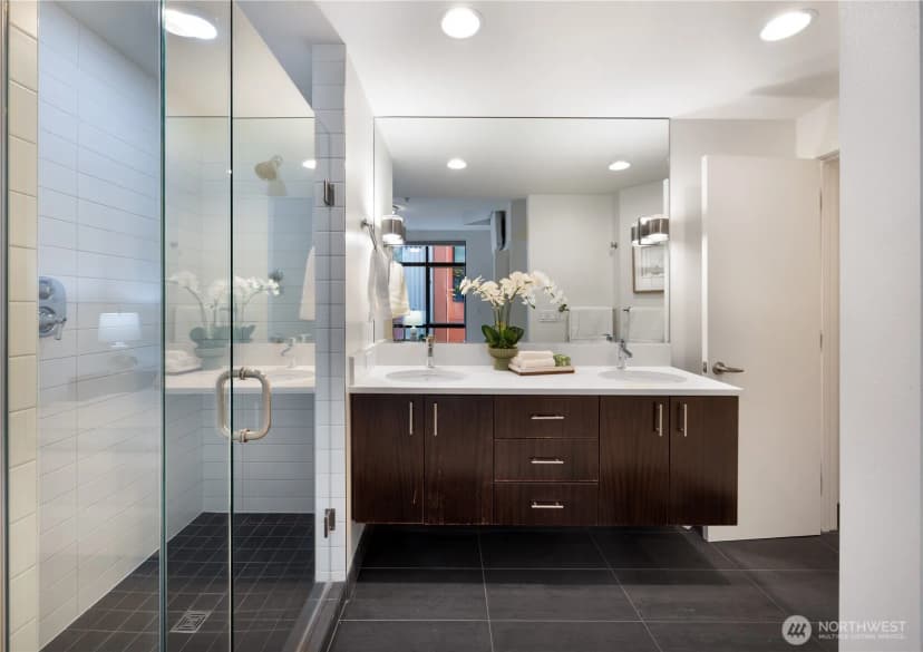 Property photo for 1808 11th Avenue #b, Seattle photo 18