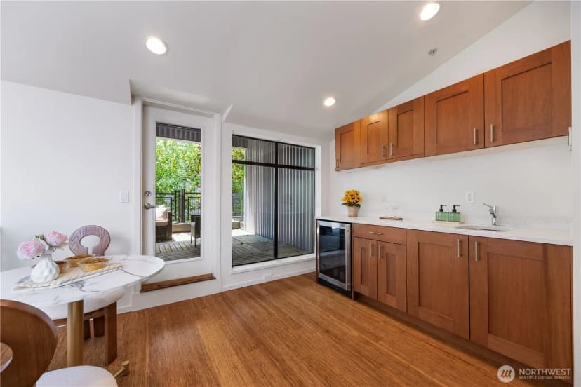 Property photo for 1808 11th Avenue #b, Seattle photo 10