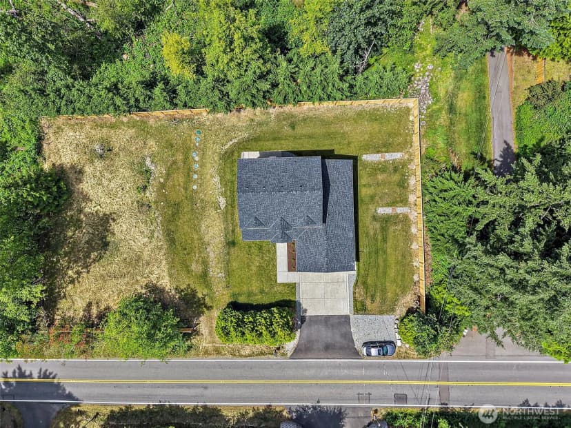 Property photo for 18429 244th Avenue Se, Maple Valley photo 23