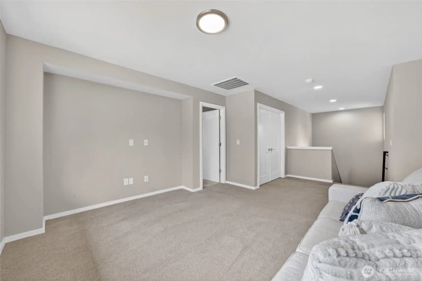 Property photo for 21212 129th Lane Se, Kent photo 25