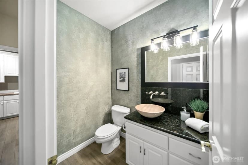 Property photo for 2021 Broadhurst Place, Wenatchee photo 20