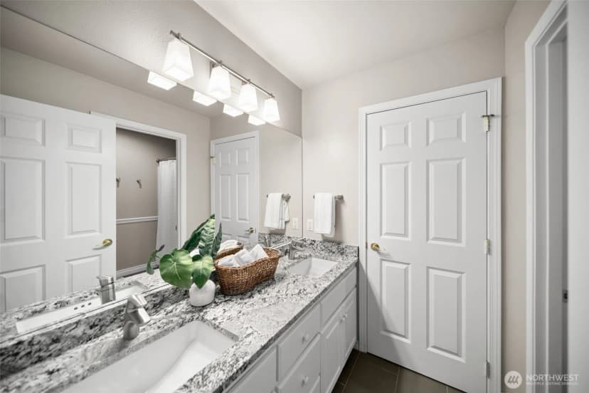Property photo for 2021 Broadhurst Place, Wenatchee photo 33