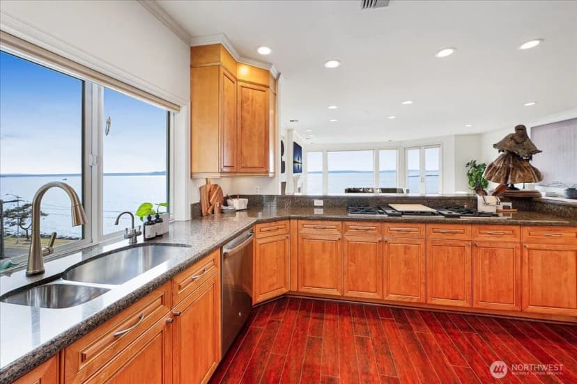 Property photo for 1338 Alki Avenue Sw #500, Seattle photo 8