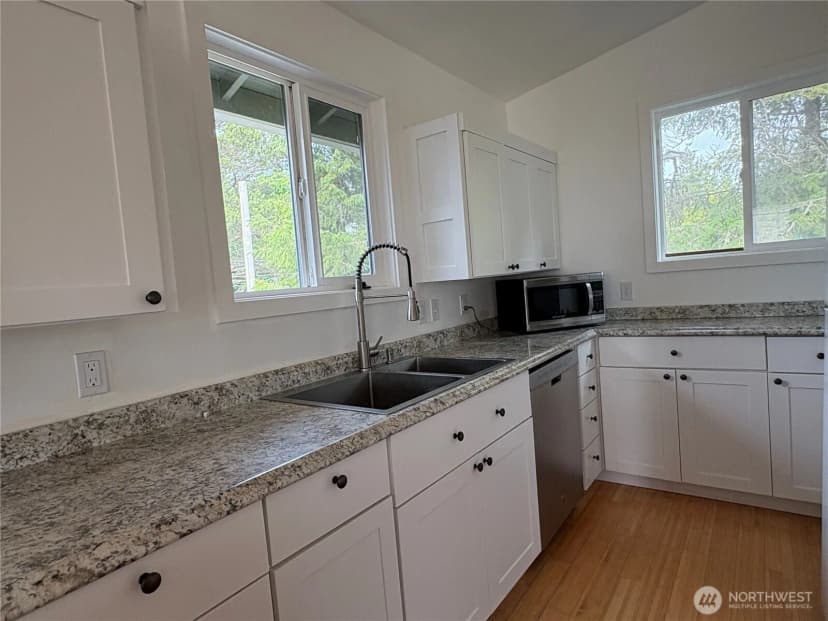 Property photo for 1106 227th Lane, Ocean Park photo 7