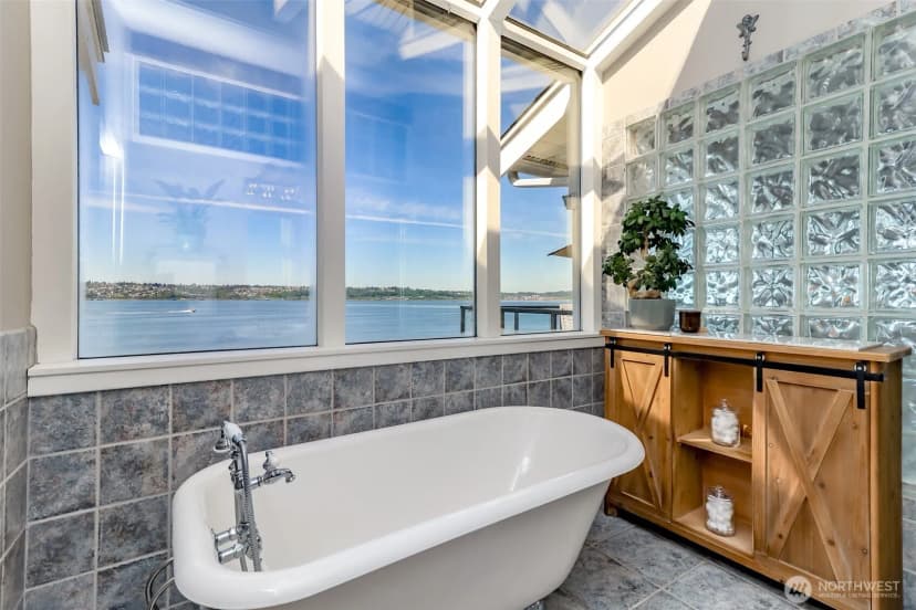 Property photo for 4806 Tok A Lou Avenue Ne, Tacoma photo 24