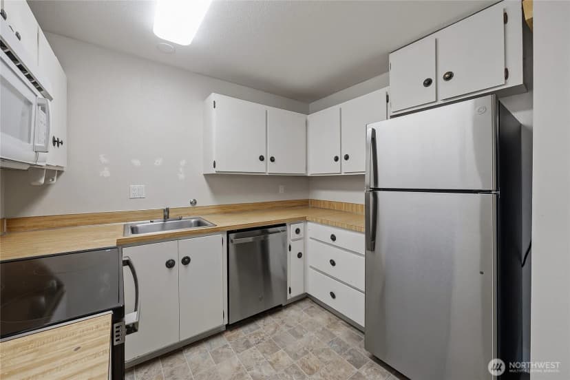 Property photo for 6236 137th Place Ne #232, Redmond photo 26