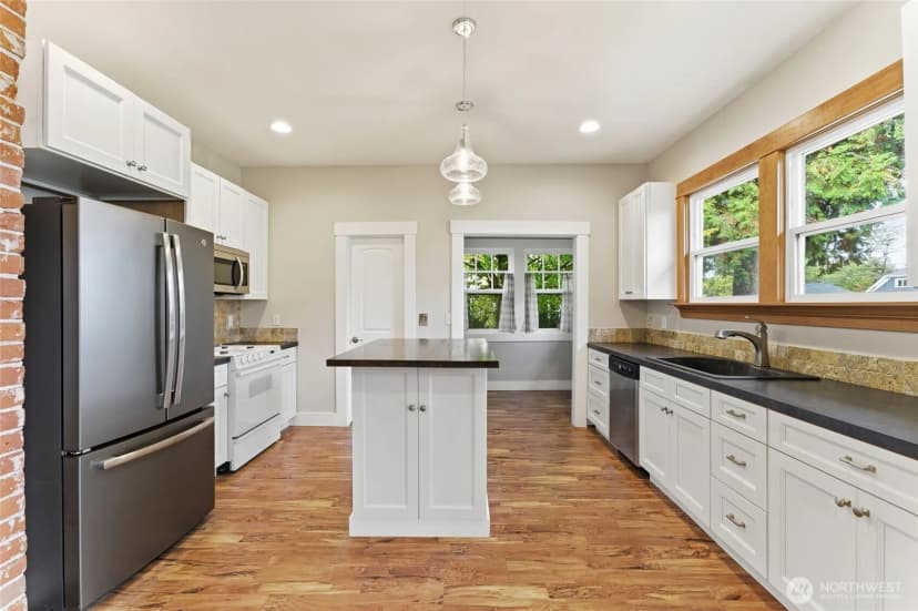 Property photo for 241 N Bellevue Avenue, Walla Walla photo 9