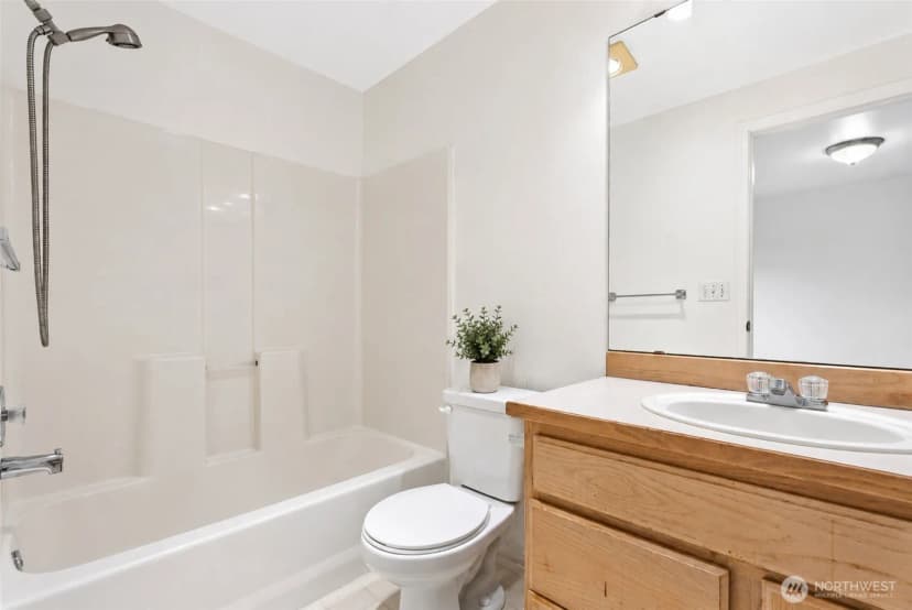 Property photo for 933 4th Avenue N #102, Kent photo 22