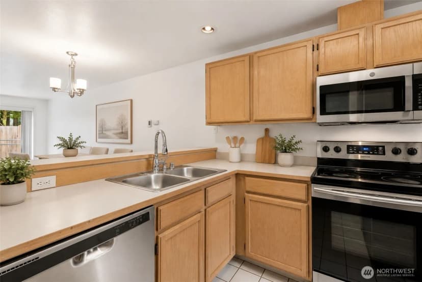 Property photo for 933 4th Avenue N #102, Kent photo 10