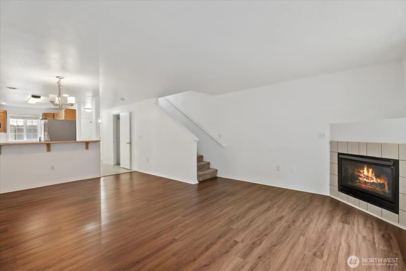 Property photo for 933 4th Avenue N #102, Kent photo 8