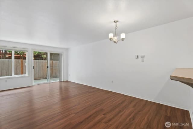 Property photo for 933 4th Avenue N #102, Kent photo 4