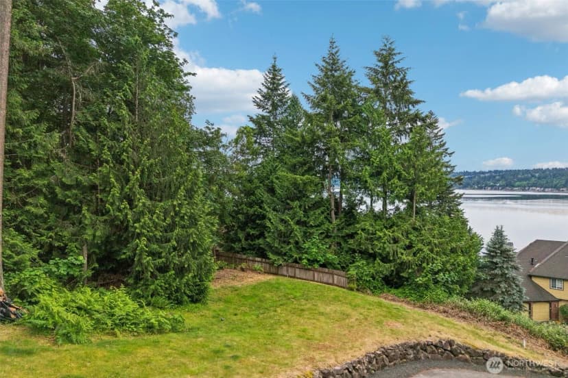 Property photo for 0 Xxxx 205th Avenue Ne, Sammamish photo 9