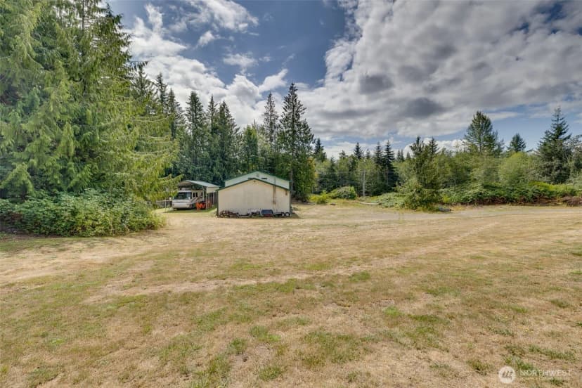 Property photo for 14029 Kayak Point Road, Stanwood photo 4