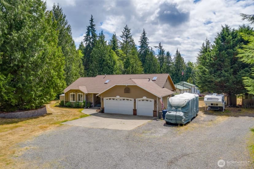 Property photo for 14029 Kayak Point Road, Stanwood photo 39