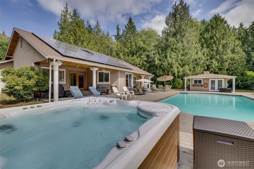 Property photo for 14029 Kayak Point Road, Stanwood photo 8
