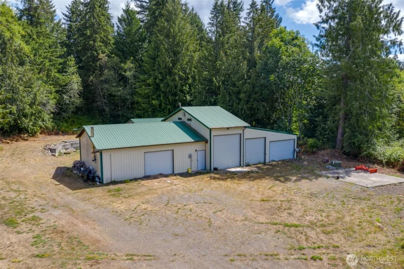 Property photo for 14029 Kayak Point Road, Stanwood photo 3