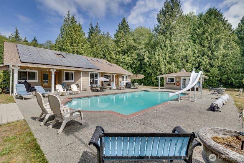 Property photo for 14029 Kayak Point Road, Stanwood photo 9