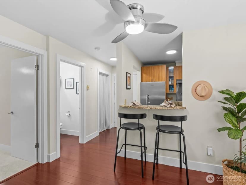 Property photo for 711 E Denny Way #104, Seattle photo 8