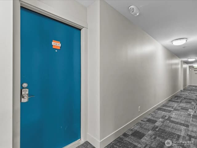 Property photo for 711 E Denny Way #104, Seattle photo 4