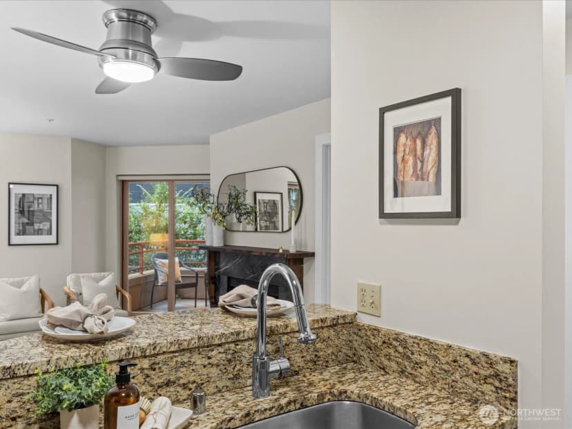 Property photo for 711 E Denny Way #104, Seattle photo 12