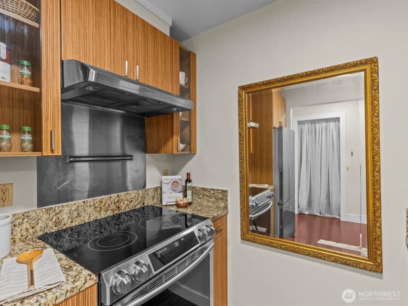 Property photo for 711 E Denny Way #104, Seattle photo 11