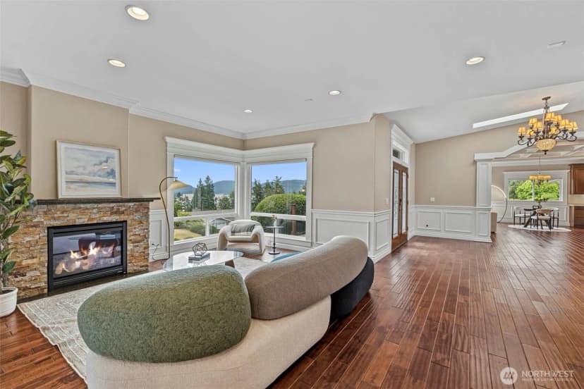 Property photo for 413 174th Place Ne, Bellevue photo 21