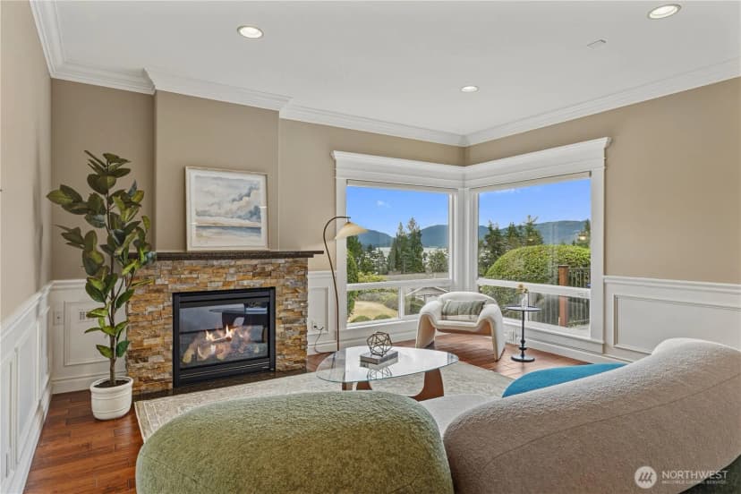 Property photo for 413 174th Place Ne, Bellevue photo 20