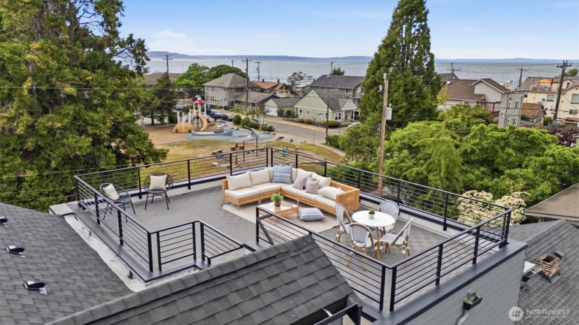 Property photo for 2710 58th Avenue Sw, Seattle photo 32