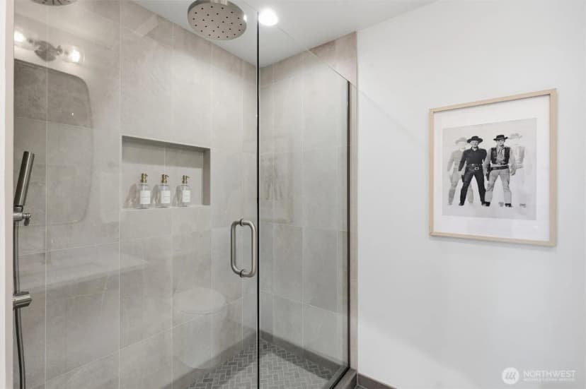 Property photo for 2710 58th Avenue Sw, Seattle photo 26