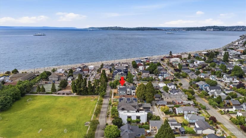 Property photo for 2710 58th Avenue Sw, Seattle photo 38