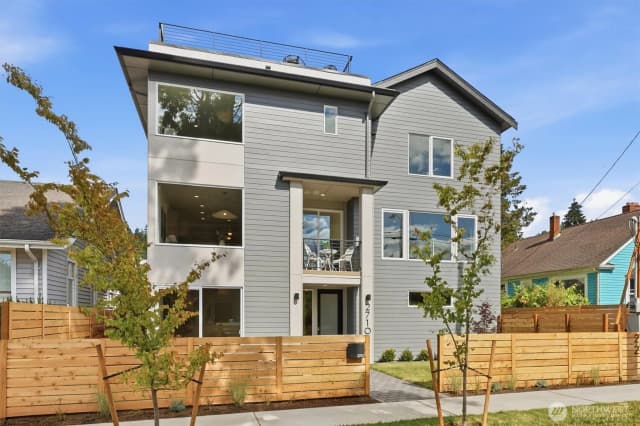 Property photo for 2710 58th Avenue Sw, Seattle
