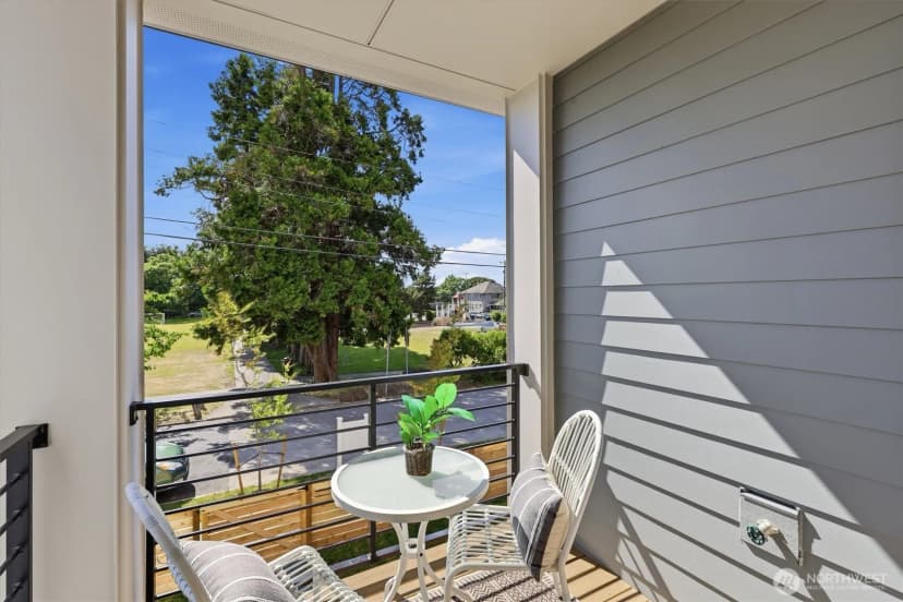 Property photo for 2710 58th Avenue Sw, Seattle photo 14