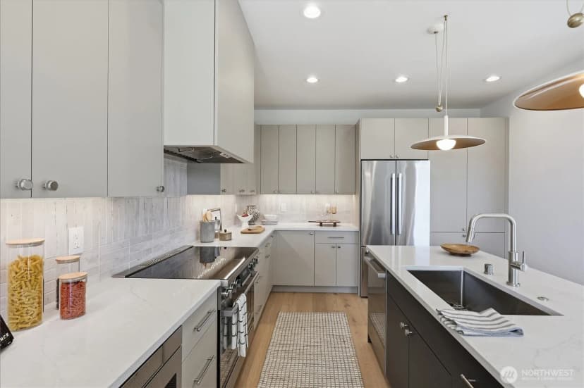 Property photo for 2710 58th Avenue Sw, Seattle photo 17