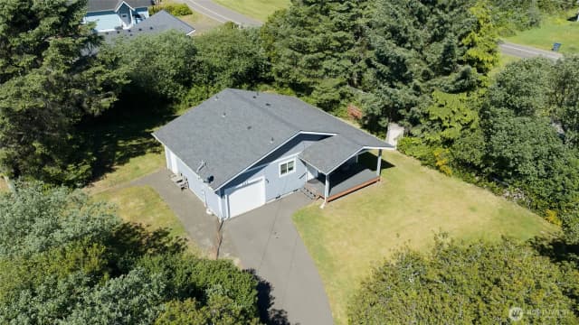 Property photo for 101 Auriga Avenue Sw, Ocean Shores