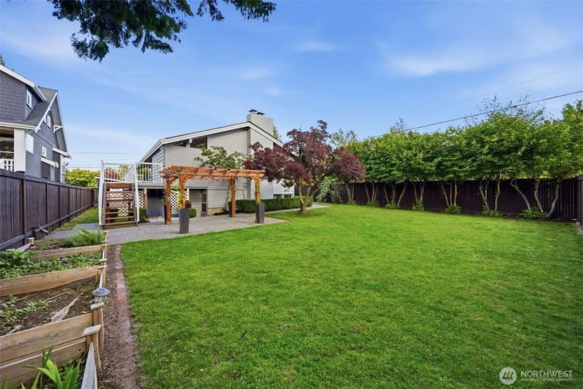 Property photo for 3502 29th Avenue W, Seattle photo 36