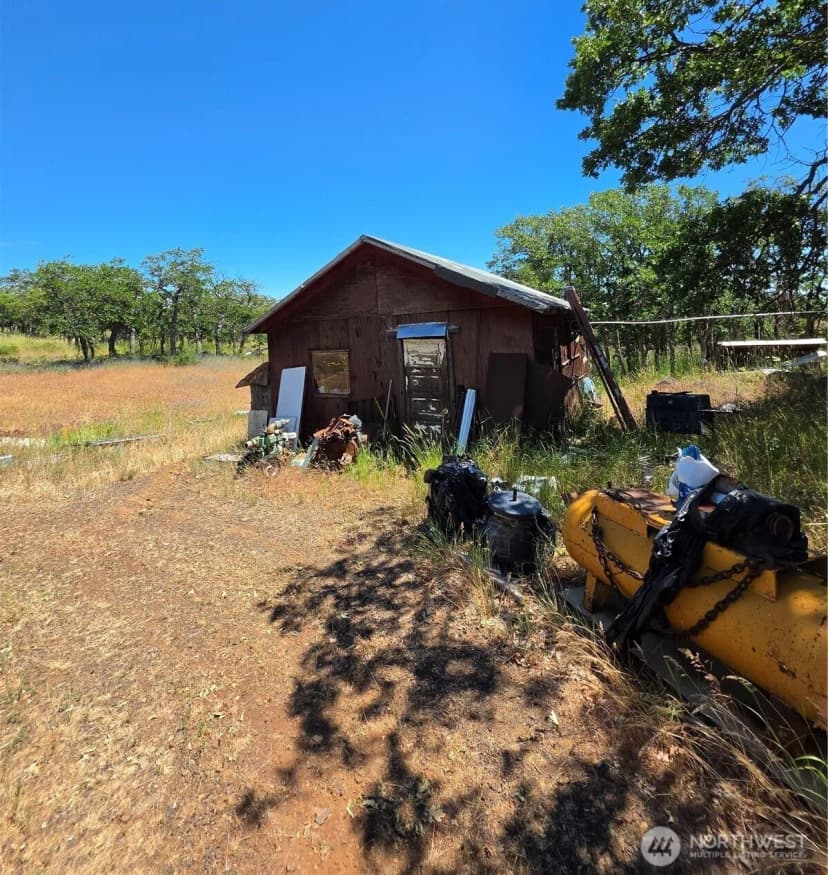 Property photo for 130 Briggs Lane, Goldendale photo 2
