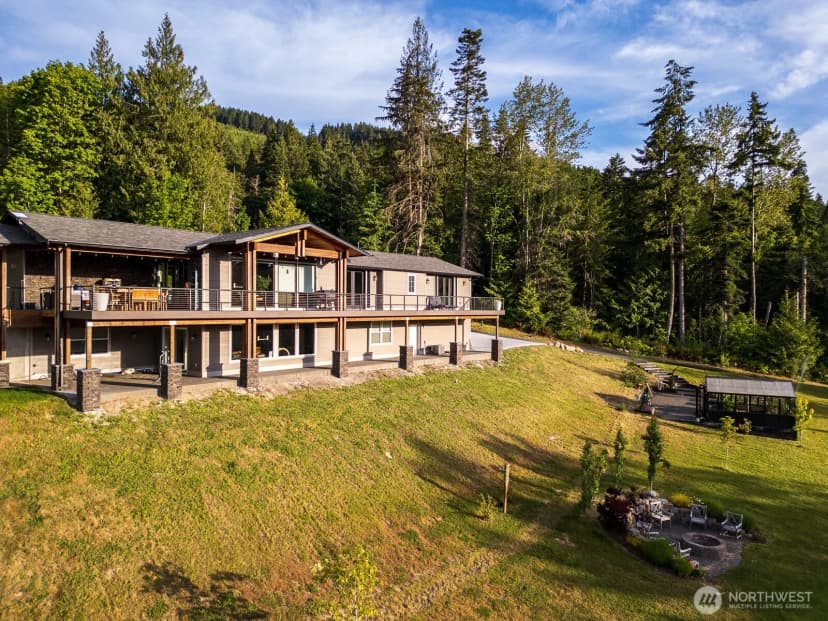 Property photo for 339 & 337 Wildcat Road, Port Angeles photo 3