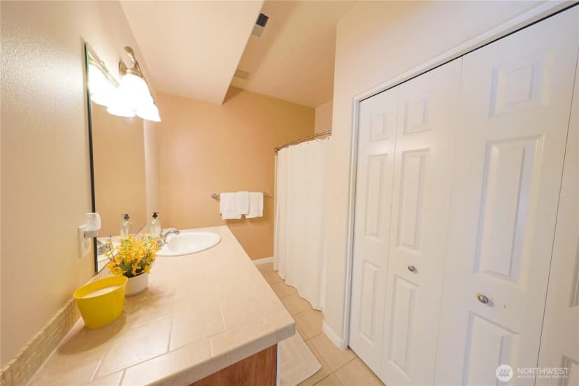 Property photo for 18709 68th Street E, Bonney Lake photo 25