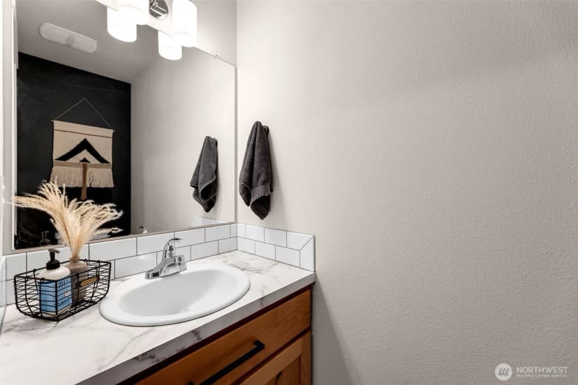 Property photo for 610 Stone View Way, Kalama photo 18