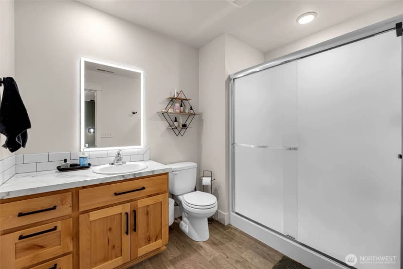 Property photo for 610 Stone View Way, Kalama photo 24