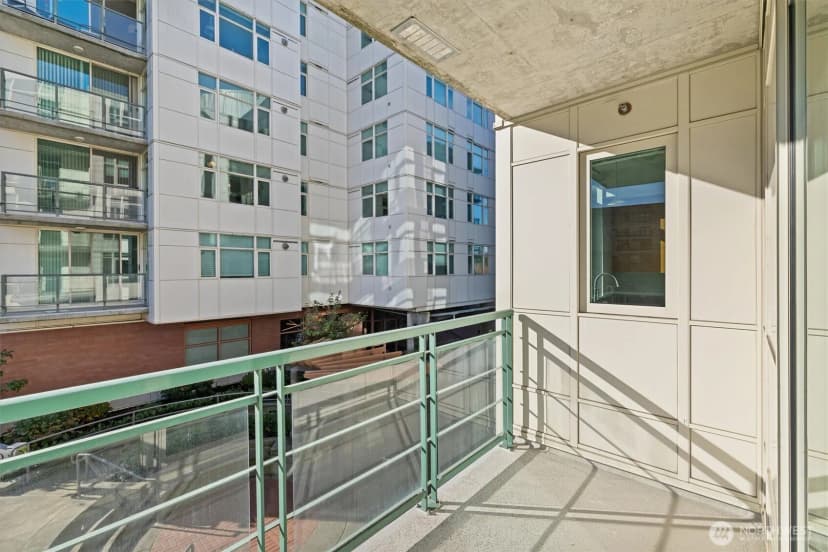 Property photo for 1188 106th Avenue Ne #222, Bellevue photo 4