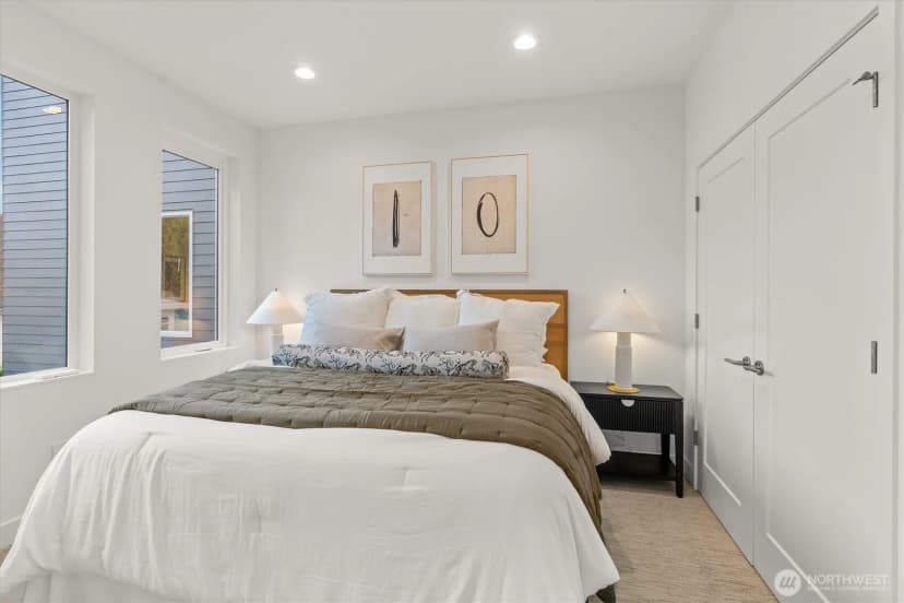 Property photo for 2712 58th Avenue Sw, Seattle photo 17