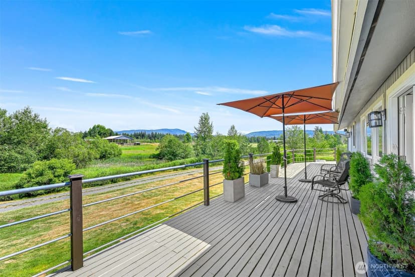 Property photo for 1835 E Smith Road, Bellingham photo 32