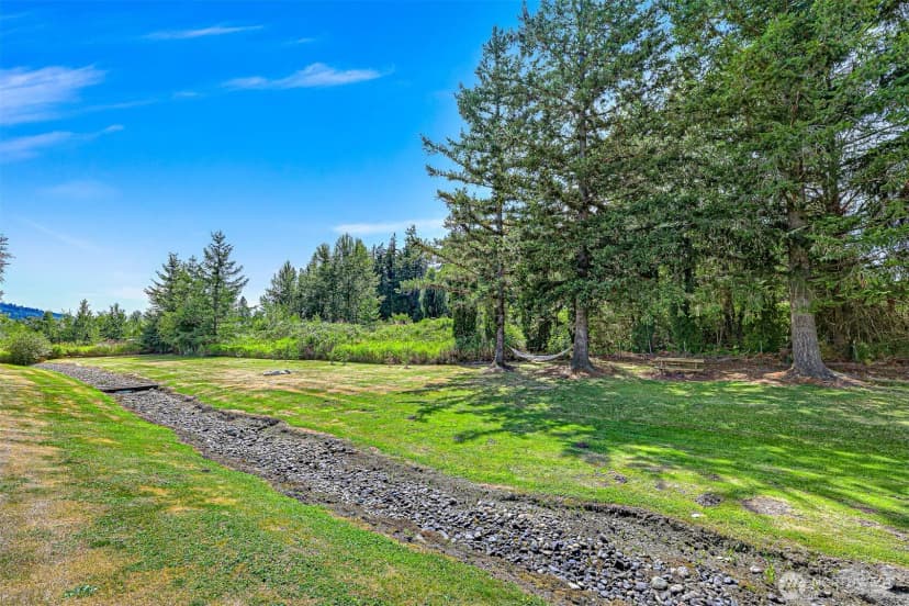 Property photo for 1835 E Smith Road, Bellingham photo 40