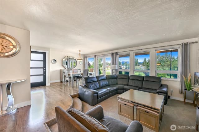 Property photo for 1835 E Smith Road, Bellingham photo 5