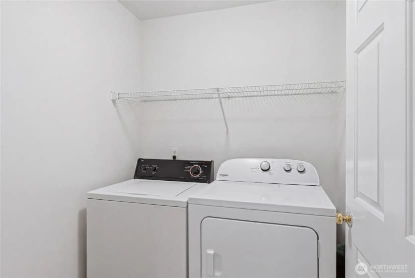Property photo for 13310 Greenwood Avenue N, Seattle photo 12