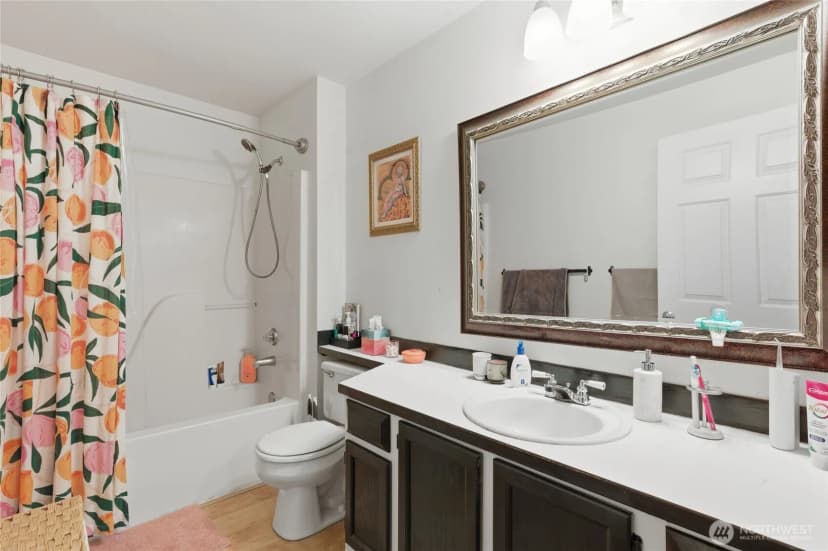 Property photo for 13310 Greenwood Avenue N, Seattle photo 11