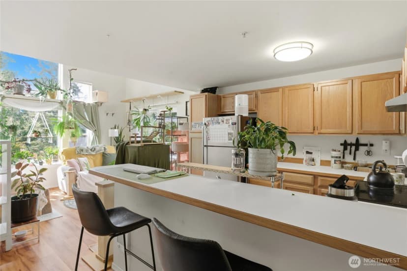 Property photo for 13310 Greenwood Avenue N, Seattle photo 14